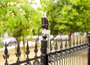 小区、养老中心周界电子围栏报警解决方案